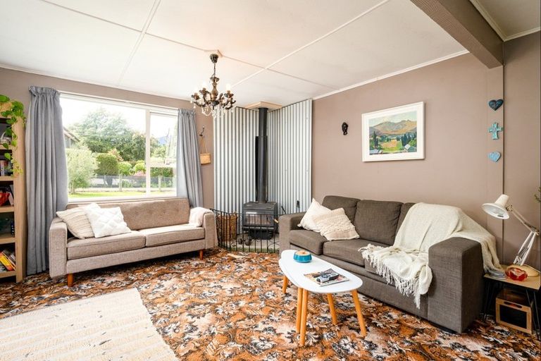 Photo of property in 3 Lakeview Terrace, Lake Hawea, Wanaka, 9382