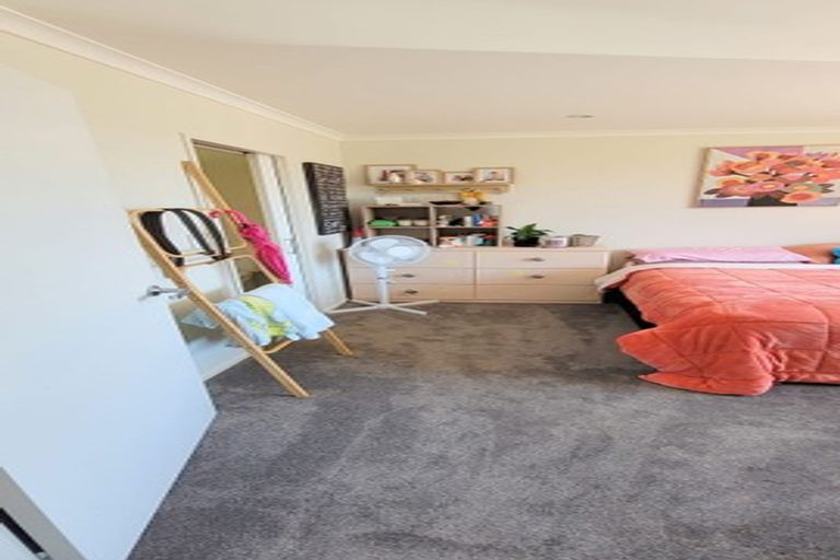 Photo of property in 25 Silvan Place, Bell Block, New Plymouth, 4312