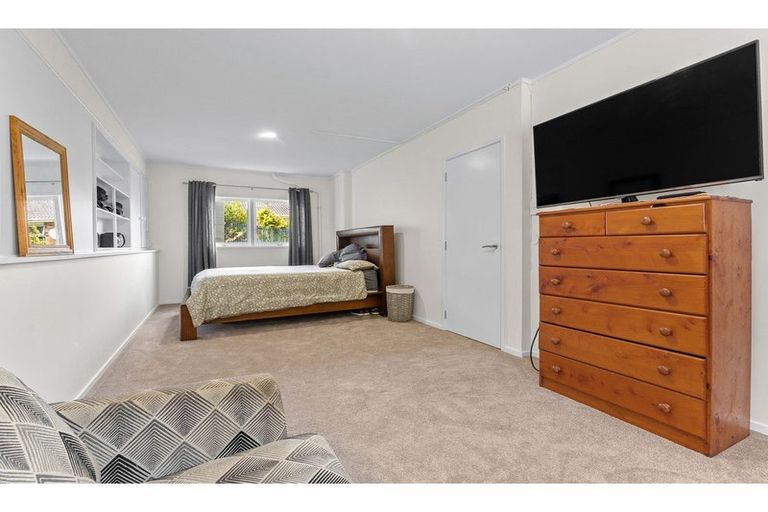 Photo of property in 81 Lynden Avenue, Hillcrest, Auckland, 0627