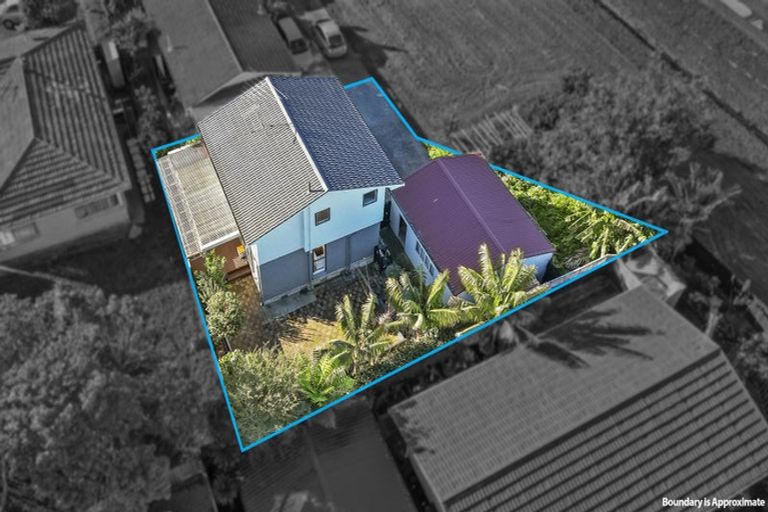 Photo of property in 45b Kurnell Drive, Botany Downs, Auckland, 2010