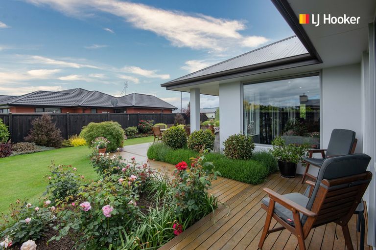 Photo of property in 16 Ayrshire Drive, Mosgiel, 9024