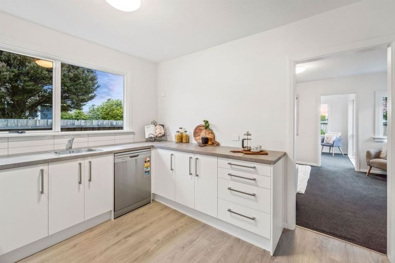 Photo of property in 21 Marriotts Road, North New Brighton, Christchurch, 8083