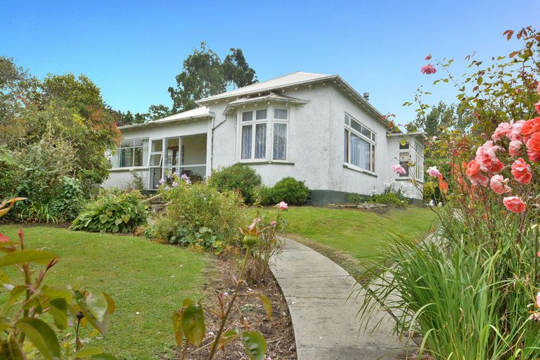 Photo of property in 32 Beach Street, Waikouaiti, 9510