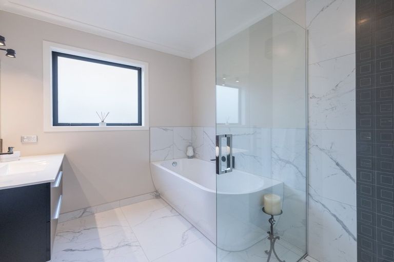 Photo of property in 17 Clairmont Heights, Stoke, Nelson, 7011