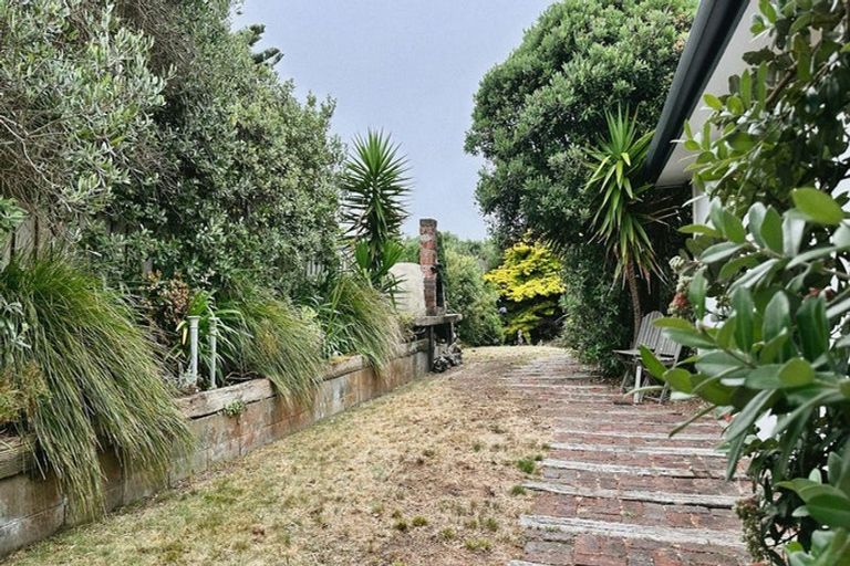Photo of property in 31 Rodney Avenue, Te Horo Beach, Otaki, 5581