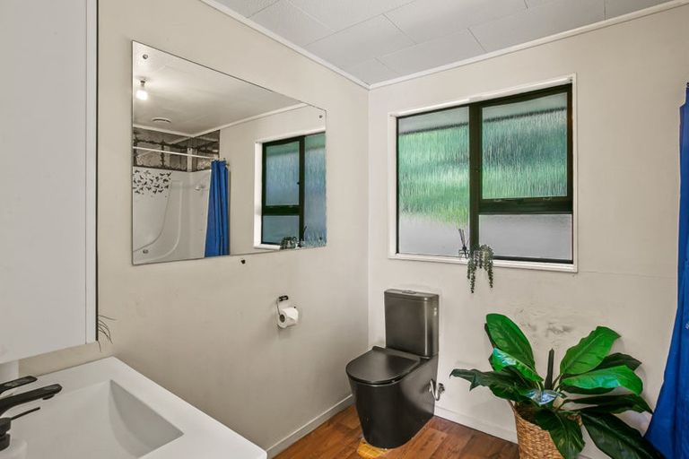 Photo of property in 41 Herekawe Drive, Spotswood, New Plymouth, 4310