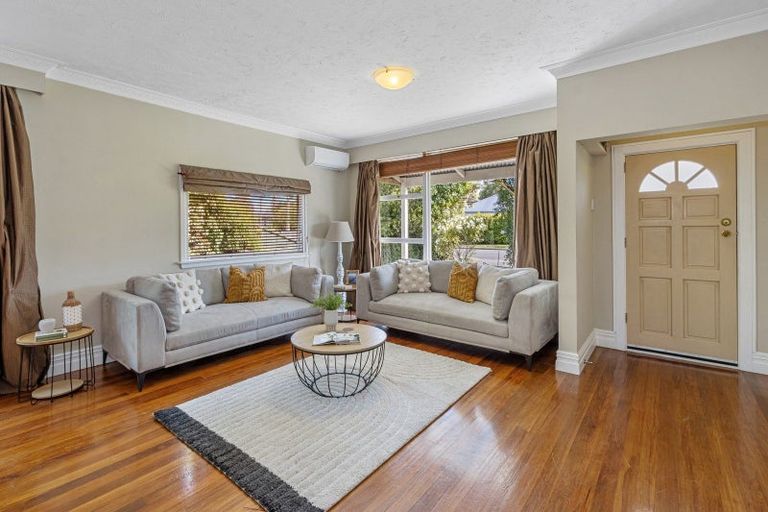 Photo of property in 104 Malcolm Avenue, Beckenham, Christchurch, 8023