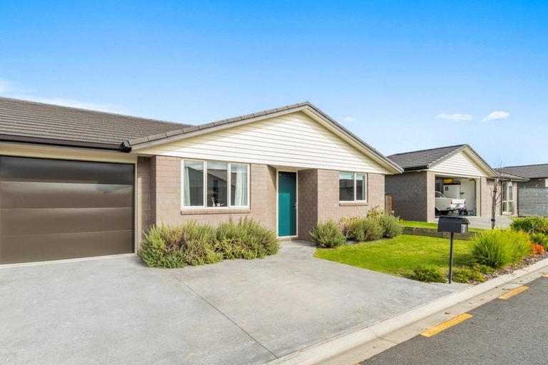 Photo of property in Waterview Estate, 86/4 Greystone Place, Omokoroa, 3114