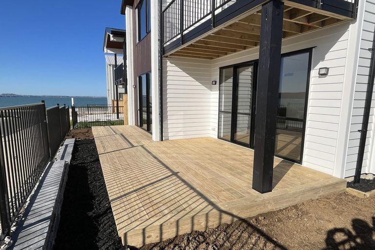 Photo of property in 1 Turbine Way, Hobsonville, Auckland, 0616