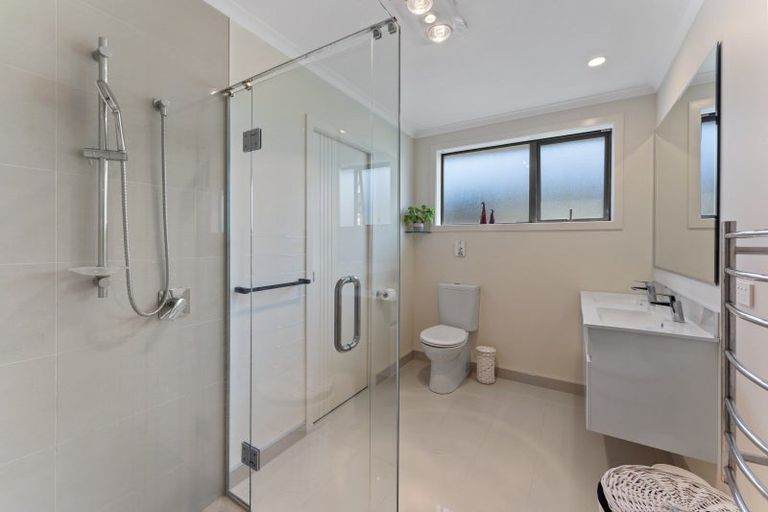 Photo of property in 3 Hereford Drive, Carterton, 5713