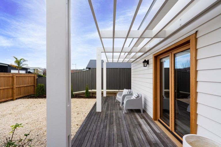 Photo of property in 2 Rich Rise, Havelock North, 4130