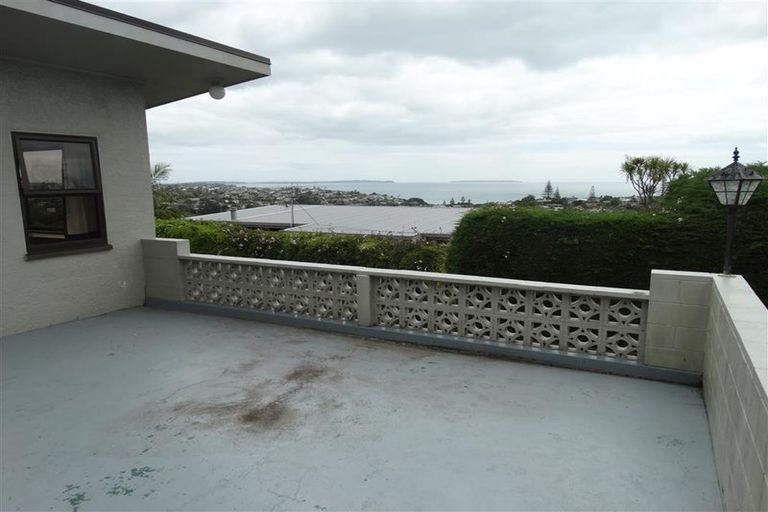 Photo of property in 175 Kowhai Road, Mairangi Bay, Auckland, 0630