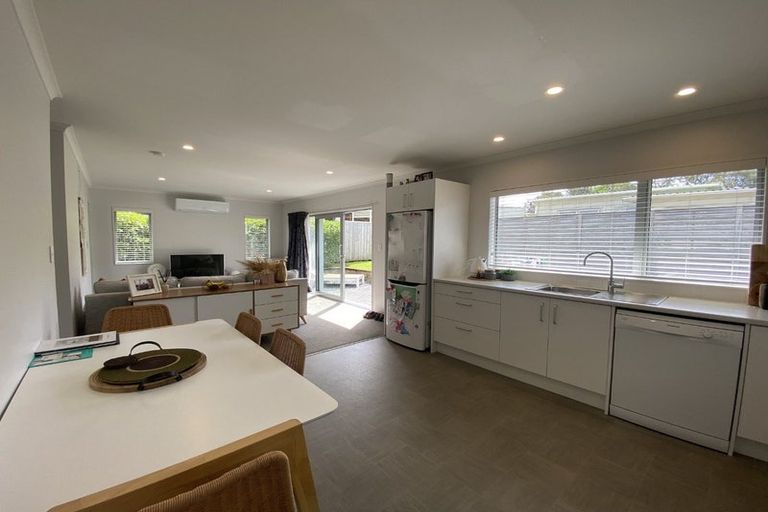 Photo of property in 361 Whangaparaoa Road, Stanmore Bay, Whangaparaoa, 0932
