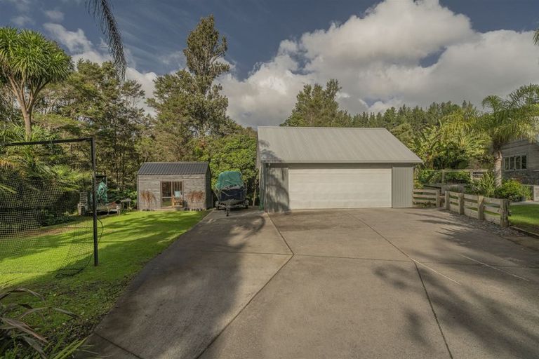 Photo of property in 56 Rewa Rewa Valley, Tairua, 3508