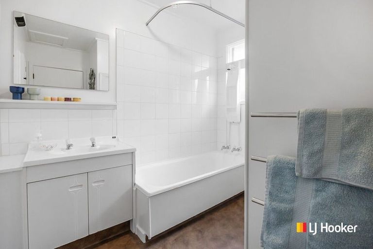 Photo of property in 92c Eglinton Road, Mornington, Dunedin, 9011