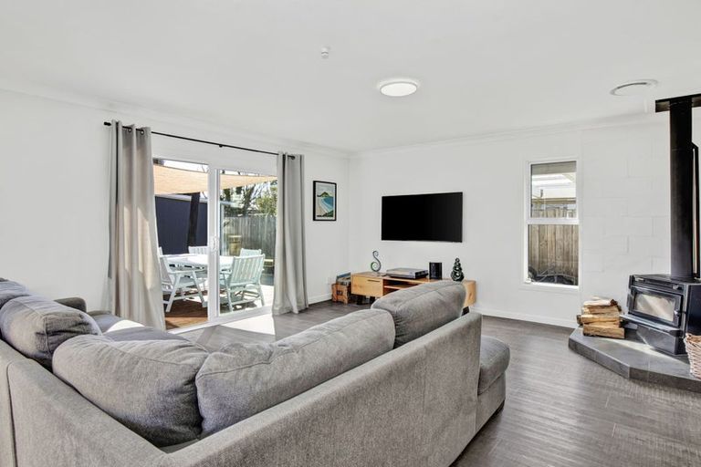 Photo of property in 221 Matai Road, Raumati Beach, Paraparaumu, 5032