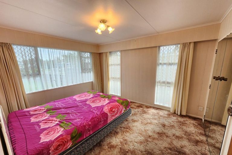 Photo of property in 24 Browning Place, Roslyn, Palmerston North, 4414