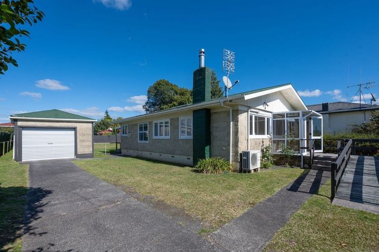 Photo of property in 25 Baird Road, Tokoroa, 3420