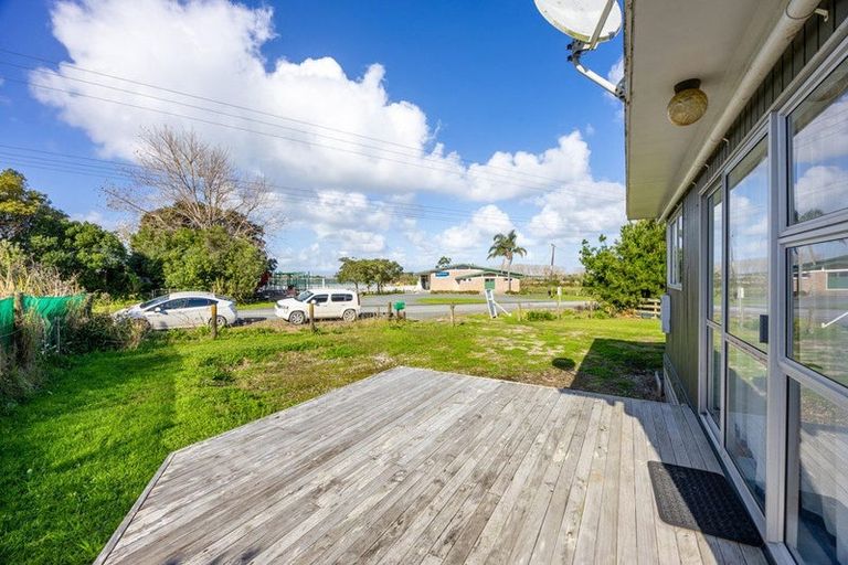 Photo of property in 2 Okahukura Road, Tapora, Wellsford, 0977