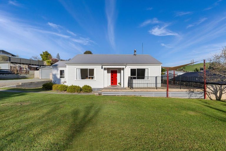 Photo of property in 1 Prospect Avenue, Tirau, 3410