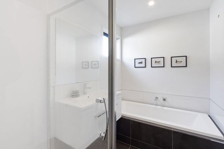 Photo of property in 5 Earhart Lane, Wigram, Christchurch, 8042