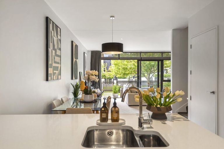 Photo of property in 16 Hastings Street, Hobsonville, Auckland, 0616