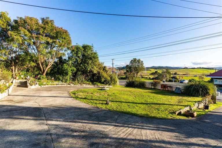 Photo of property in 15 Camellia Avenue, Ruakaka, 0116