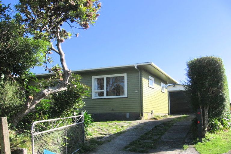 Photo of property in 10 Rossport Street, Johnsonville, Wellington, 6037