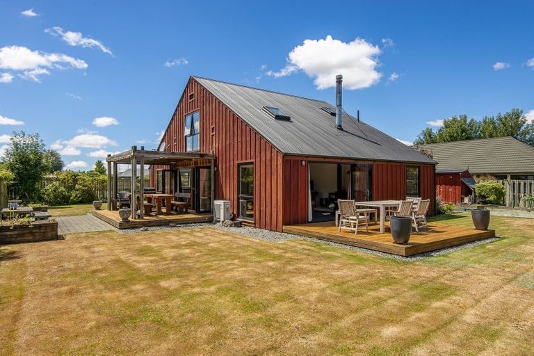 Photo of property in 16 Devon Crescent, Darfield, 7510