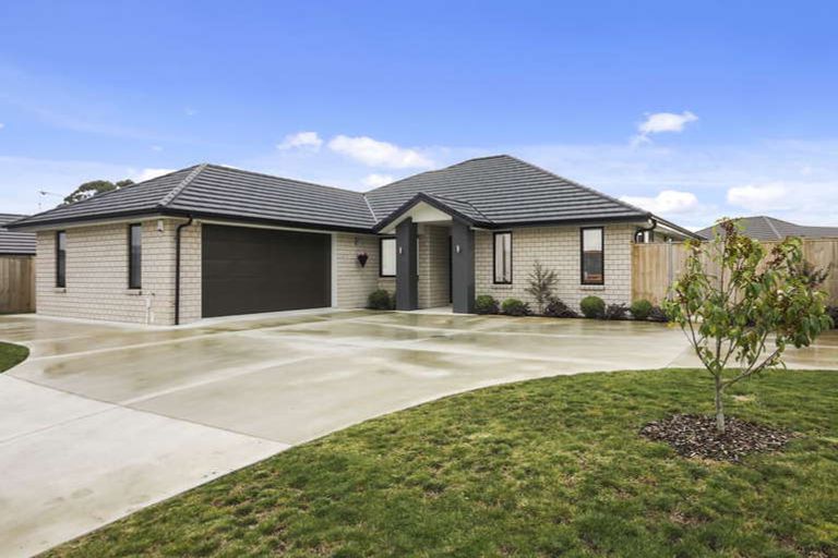 Photo of property in 13 Pamela Christine Road, Patumahoe, Pukekohe, 2679