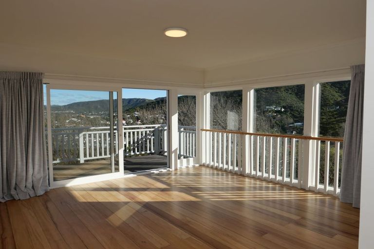 Photo of property in 39 Rangoon Street, Khandallah, Wellington, 6035