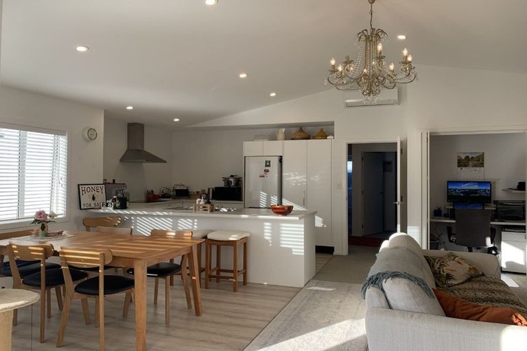 Photo of property in 62b Puketapu Road, Taradale, Napier, 4112