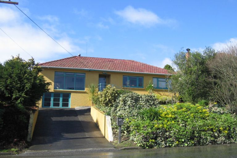 Photo of property in 35 Tarewa Road, Morningside, Whangarei, 0110
