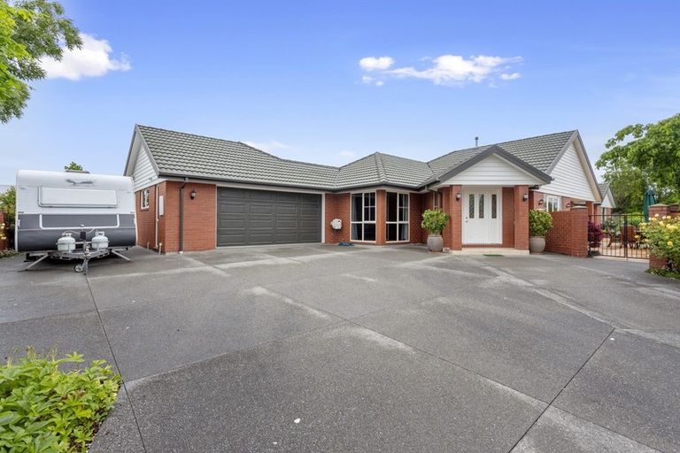 Photo of property in 43 Belgrave Drive, Rangiora, 7400