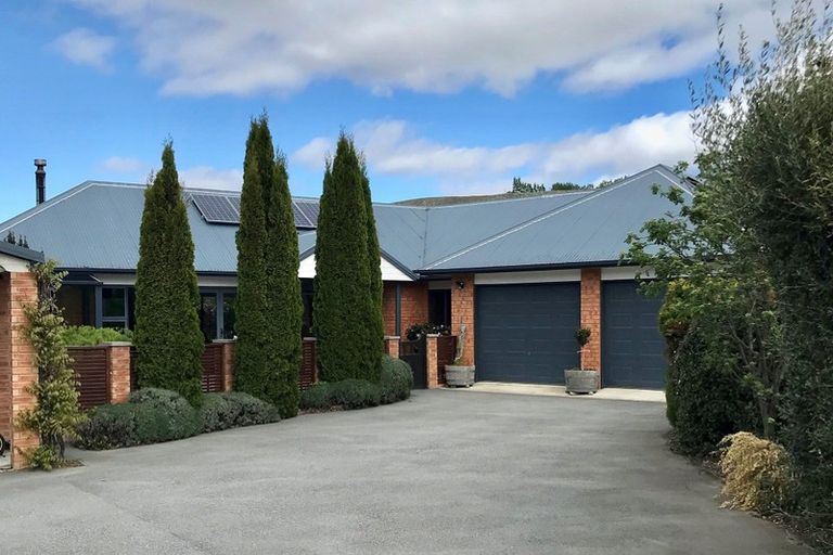 Photo of property in 4 Pisa Moorings Road, Mount Pisa, Cromwell, 9383