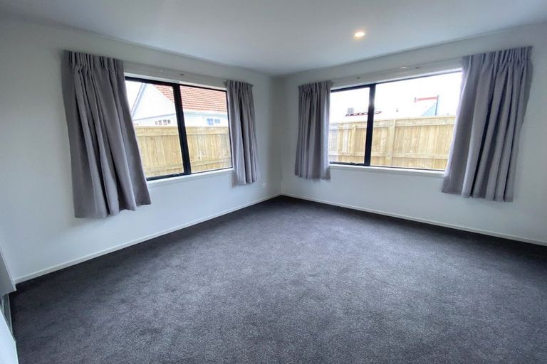 Photo of property in 11/11a Clinton Street, Fitzroy, New Plymouth, 4312