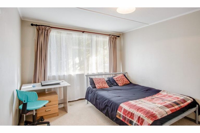 Photo of property in 3 Peterhead Place, Flaxmere, Hastings, 4120