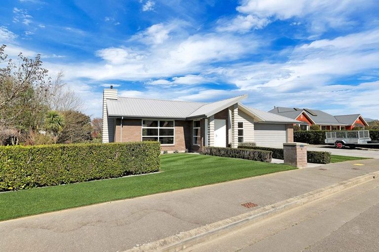 Photo of property in 6 Millibrook Place, Tinwald, Ashburton, 7700