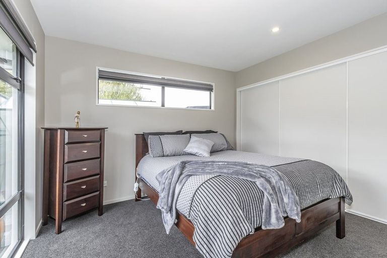 Photo of property in 12 Bargrove Close, Halswell, Christchurch, 8025