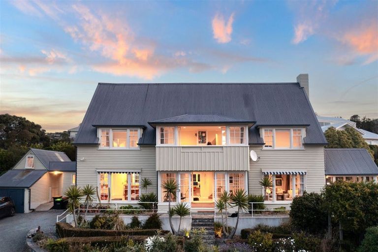 Photo of property in 40 Major Hornbrook Road, Mount Pleasant, Christchurch, 8081