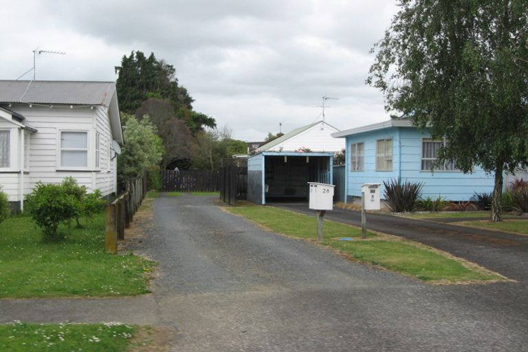 Photo of property in 2/28 Waiari Road, Conifer Grove, Takanini, 2112