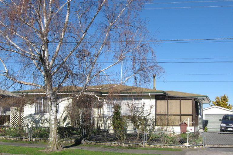 Photo of property in 6 Palmerston Road, Havelock North, 4130