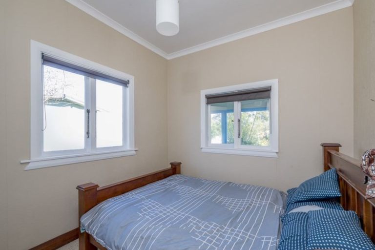 Photo of property in 34 Kirk Street, Otaki, 5512