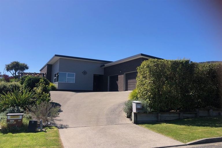 Photo of property in 25 Admiralty Place, Waikawa, Picton, 7220