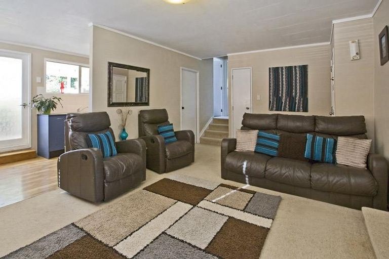 Photo of property in 8 Bain Place, Bucklands Beach, Auckland, 2014