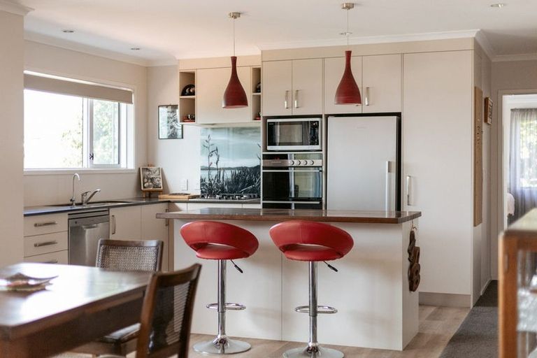 Photo of property in 17 Lynley Park Drive, Omokoroa, 3114