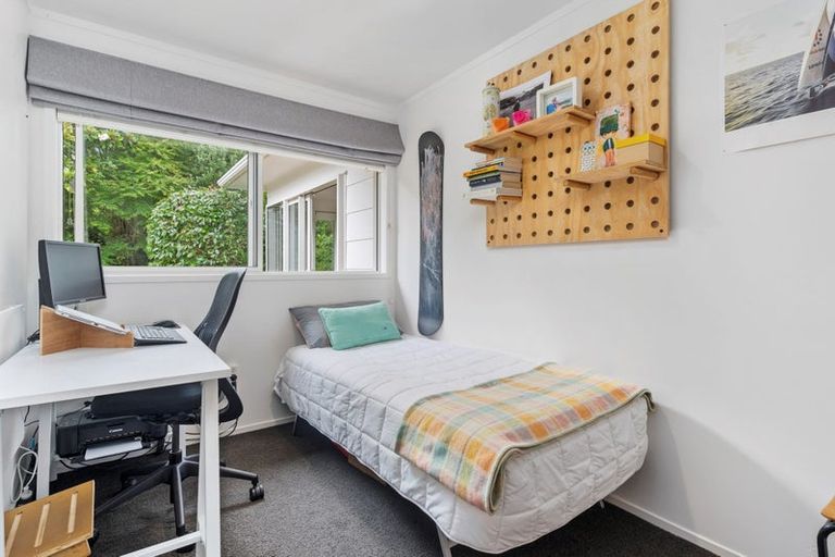 Photo of property in 85b Lake Panorama Drive, Henderson Valley, Auckland, 0614