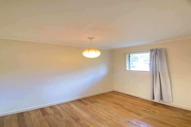 Photo of property in 10 Wairere Road, Torbay, Auckland, 0630