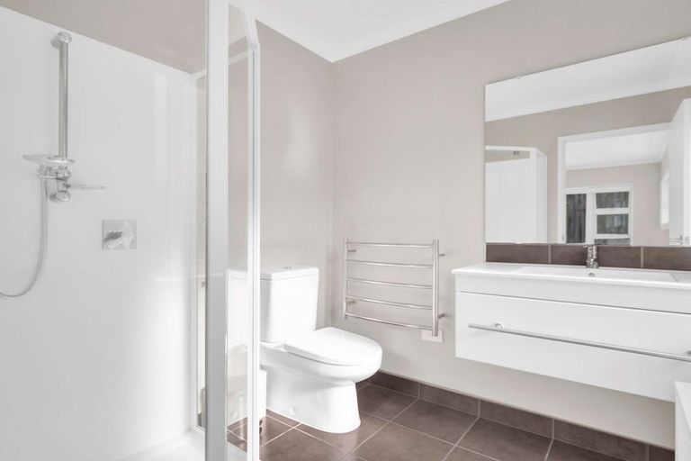 Photo of property in 32 Keepers Drive, Gulf Harbour, Whangaparaoa, 0930