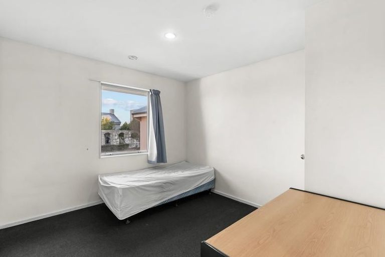 Photo of property in 4/340 Lincoln Road, Addington, Christchurch, 8024